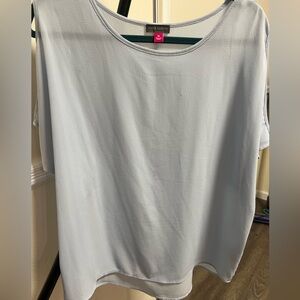 Blouse size M
Like New
Vince Camuto